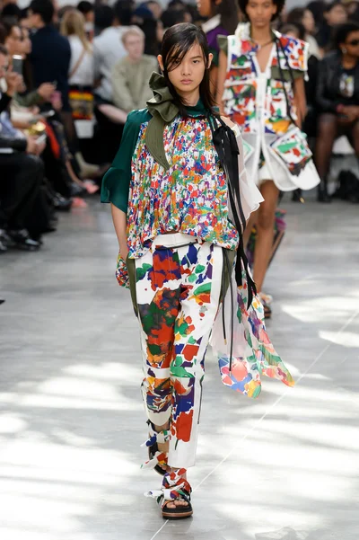 Look 35